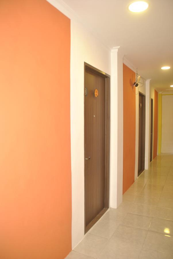 Djo Front One Inn Bengkulu Kültér fotó