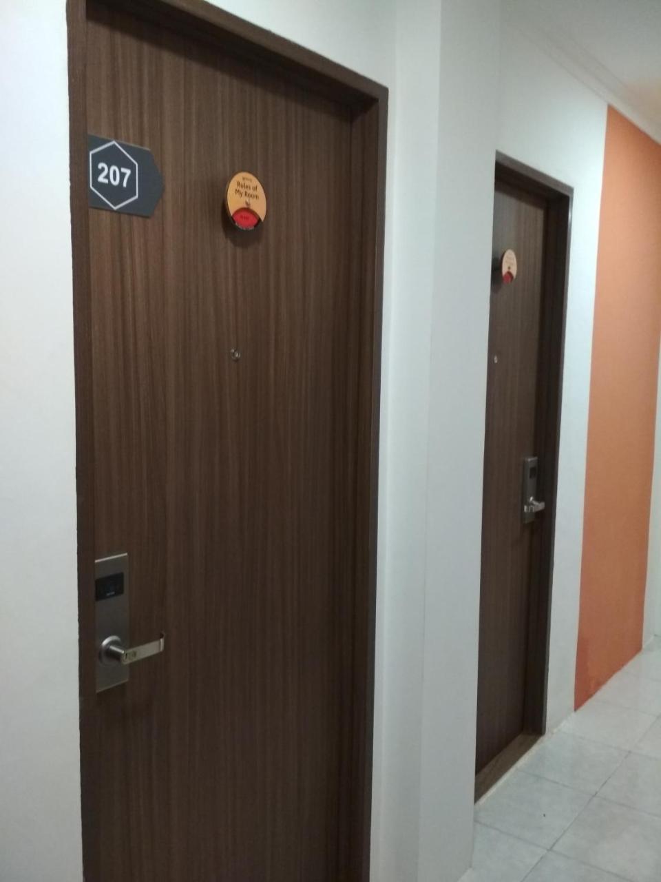 Djo Front One Inn Bengkulu Kültér fotó